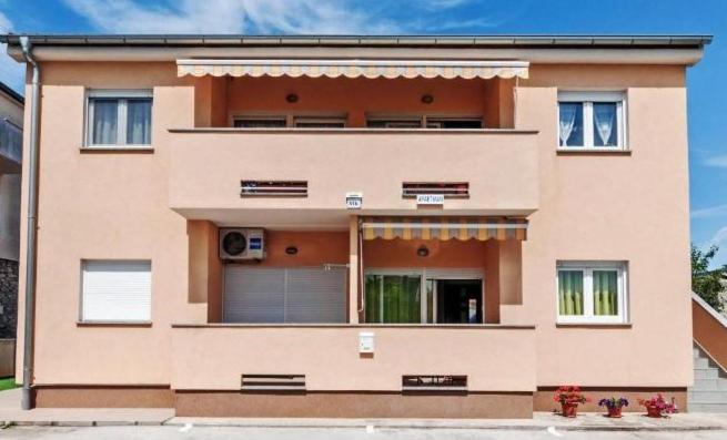 Apartman Sandra -Private Parking And Garden Zára Kültér fotó